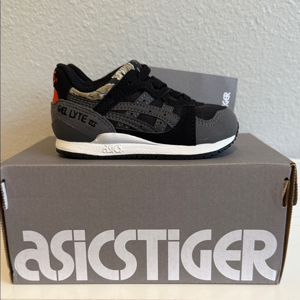 Asics Kids Gel Lyte III Black and Gray Sneakers